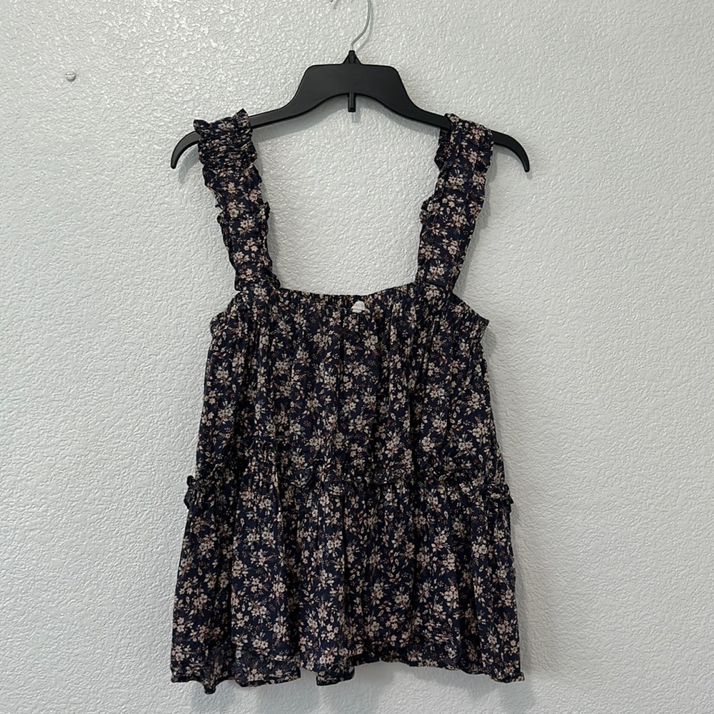 olivaceous • floral print top
